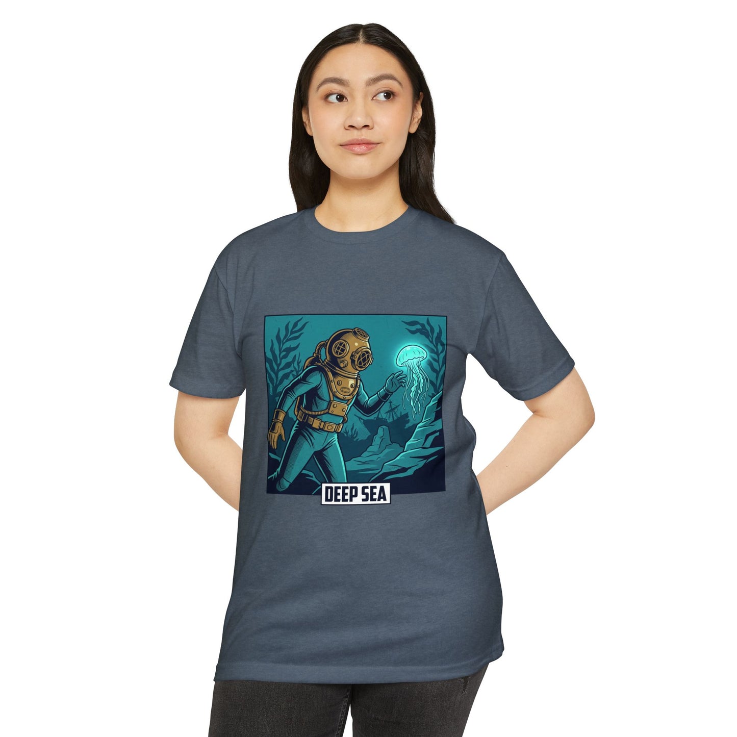 Deep Sea Diver Vintage Helmet Scuba T-Shirt