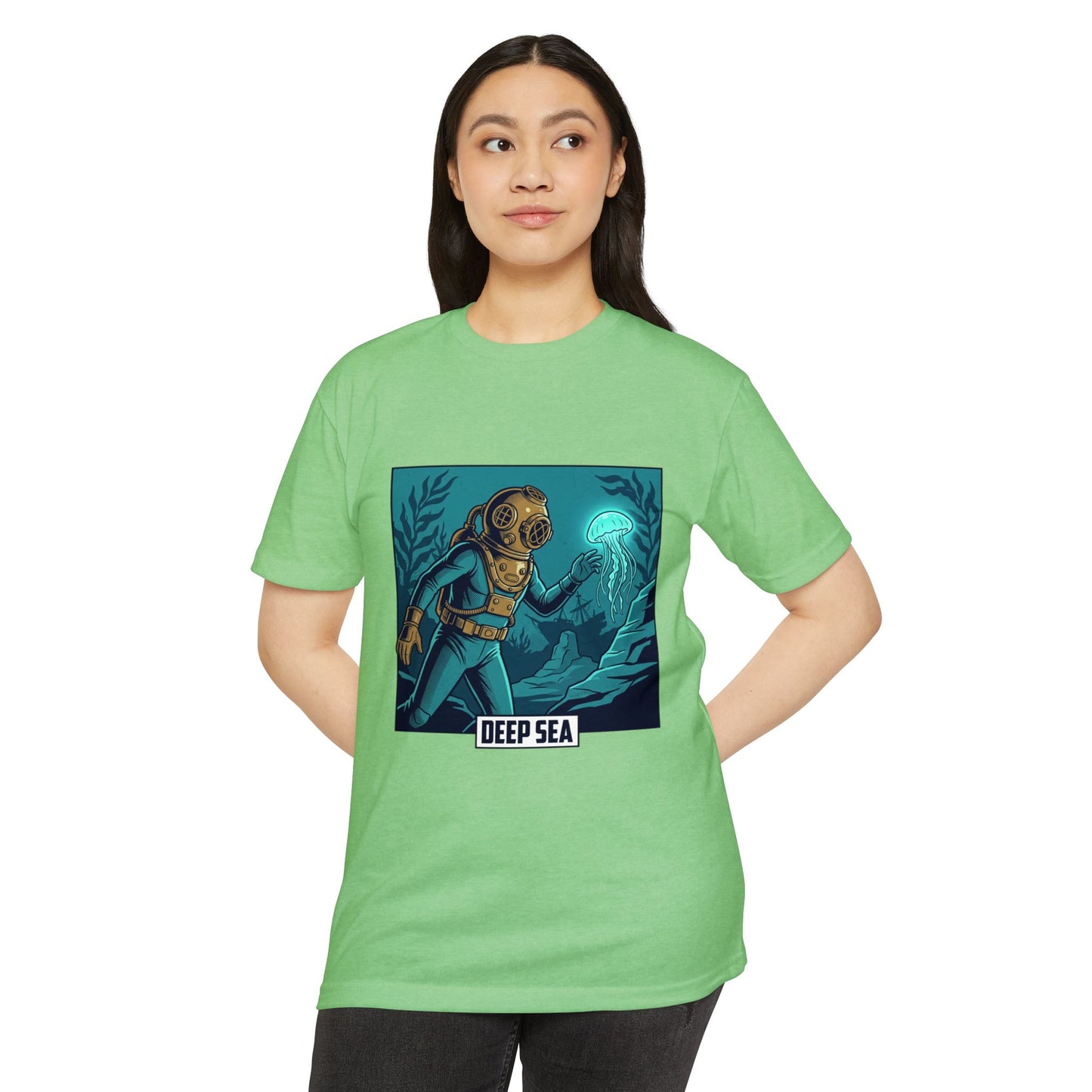 Deep Sea Diver Vintage Helmet Scuba T-Shirt