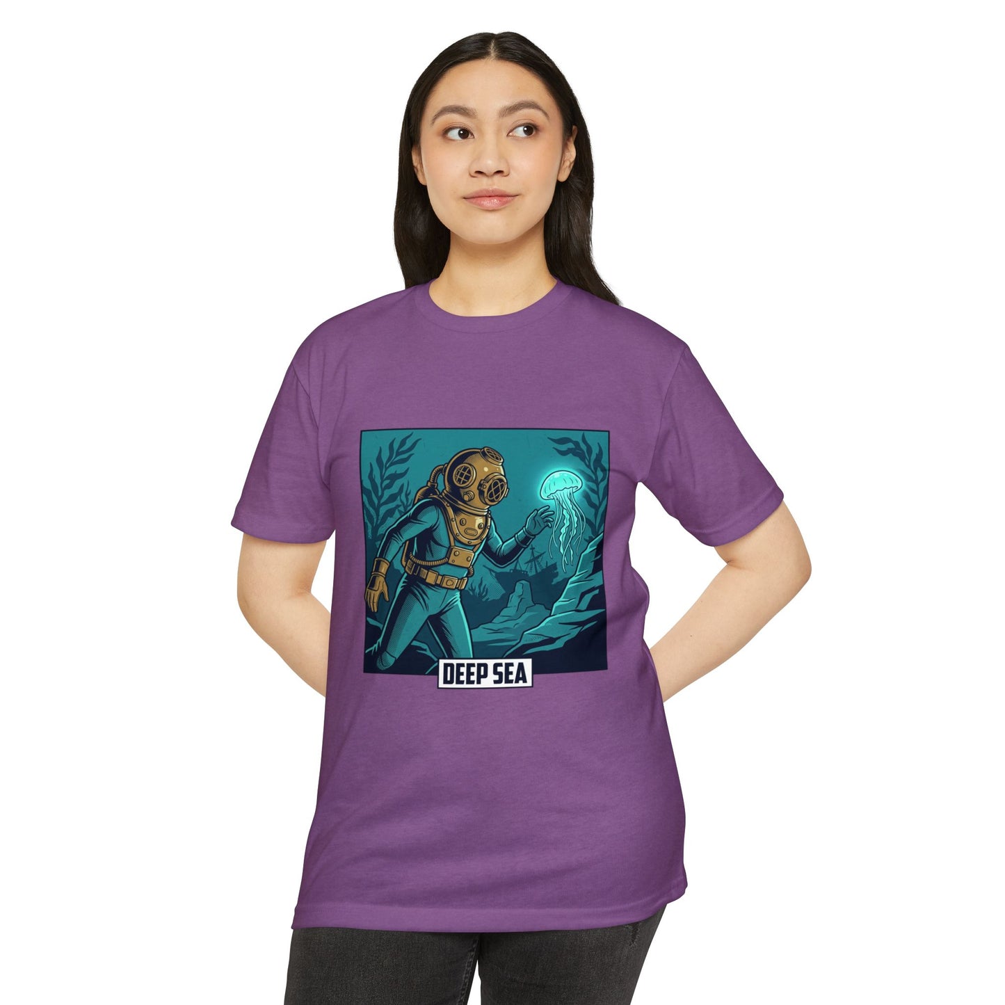 Deep Sea Diver Vintage Helmet Scuba T-Shirt